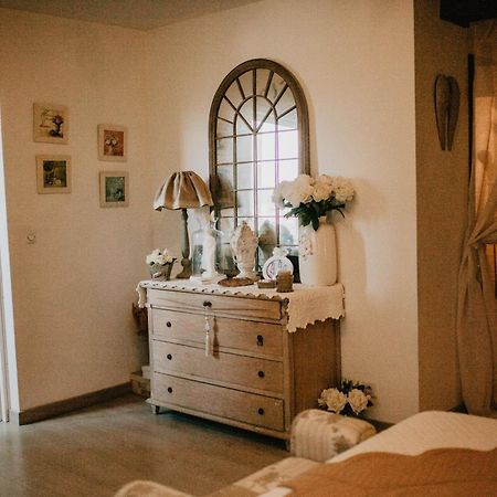 Chez Geraldine Bed & Breakfast Montels  Exterior foto